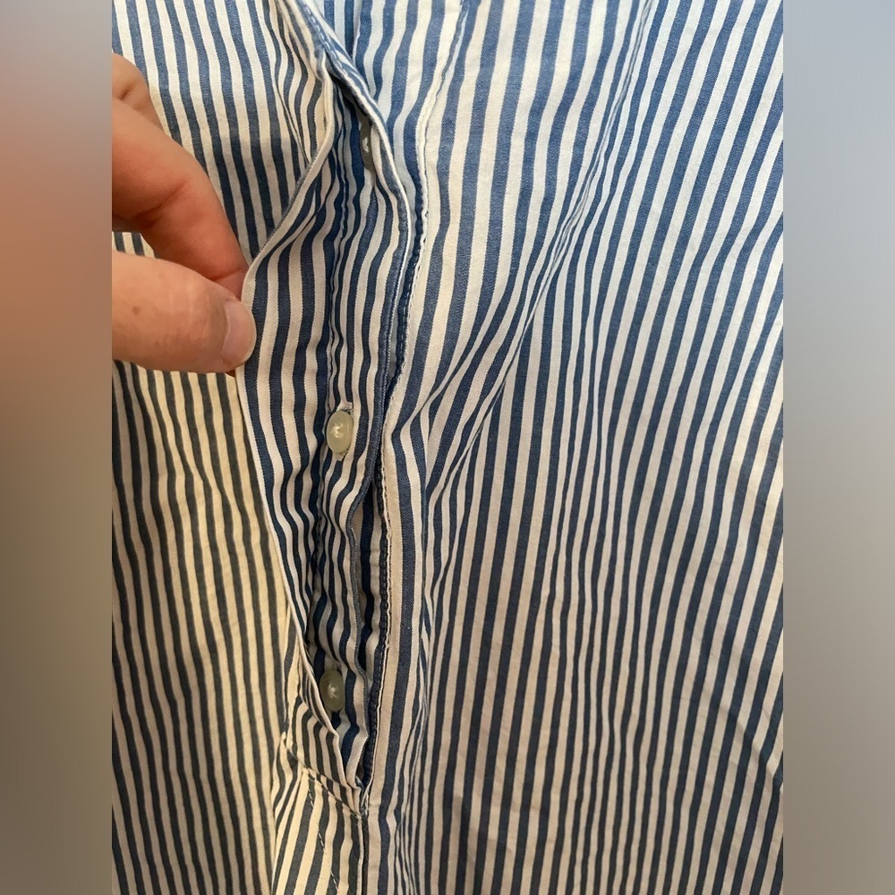Old Navy Women’s Blouse Blue White Stripe Button Woven Tunic Size Medium - Picture 4 of 10